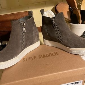 Steve Madden hidden heel sneaker